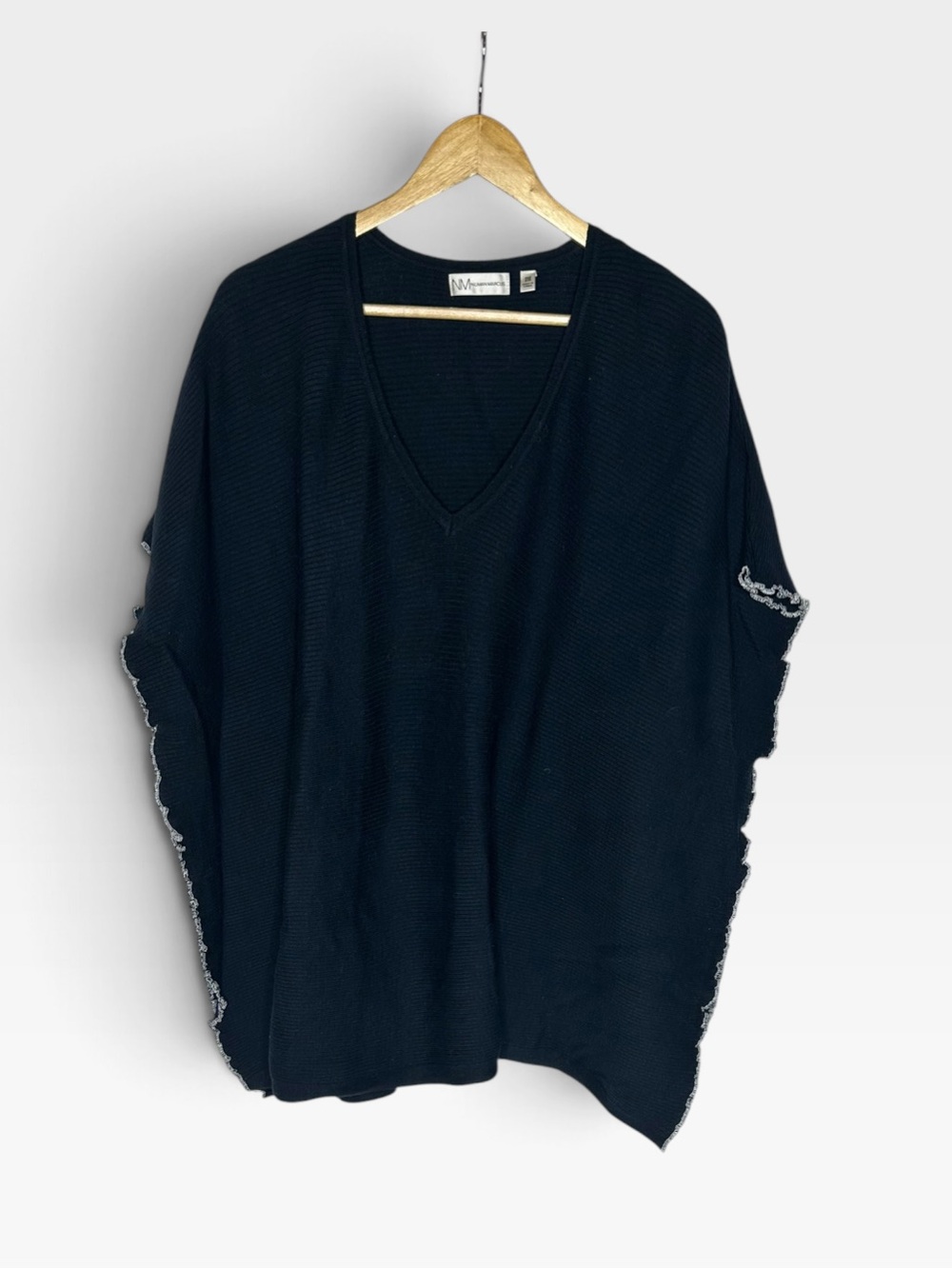 NWOT Newman Marcus Navy/White Trim Poncho OS